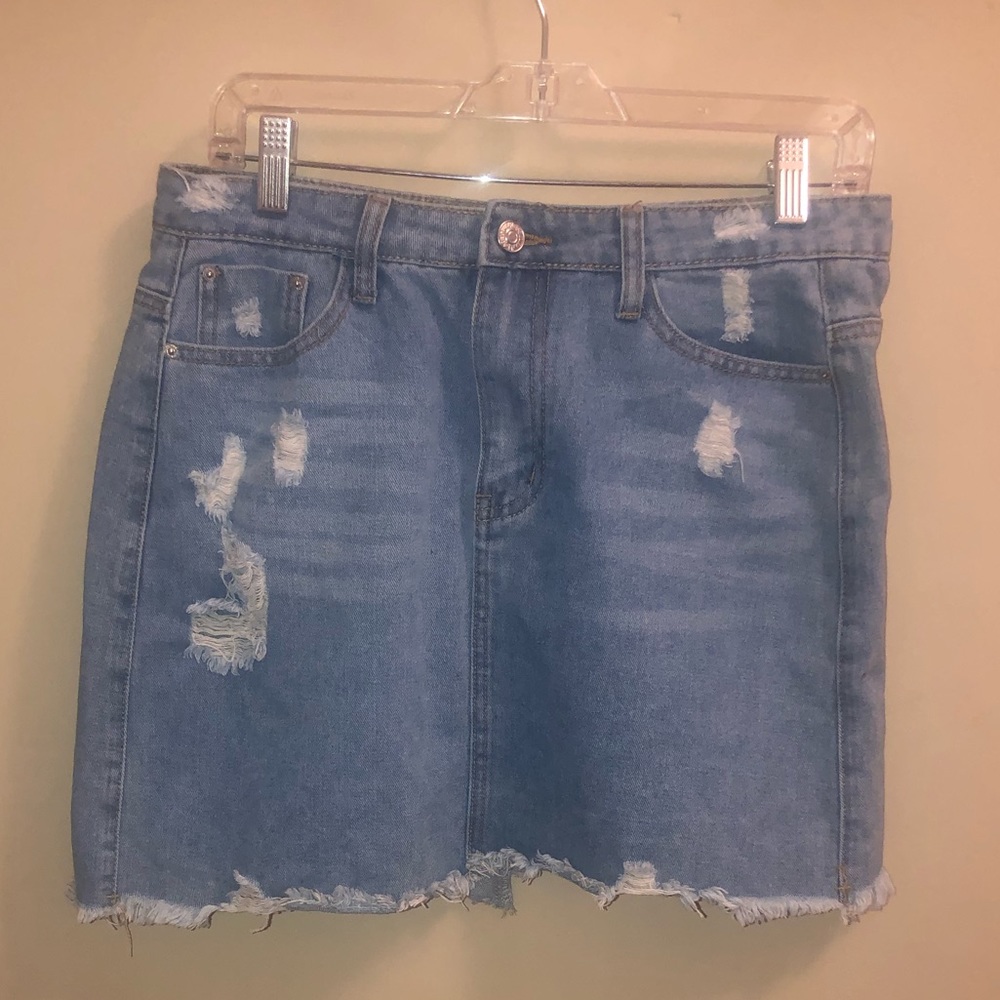 Frayed Denim skirt